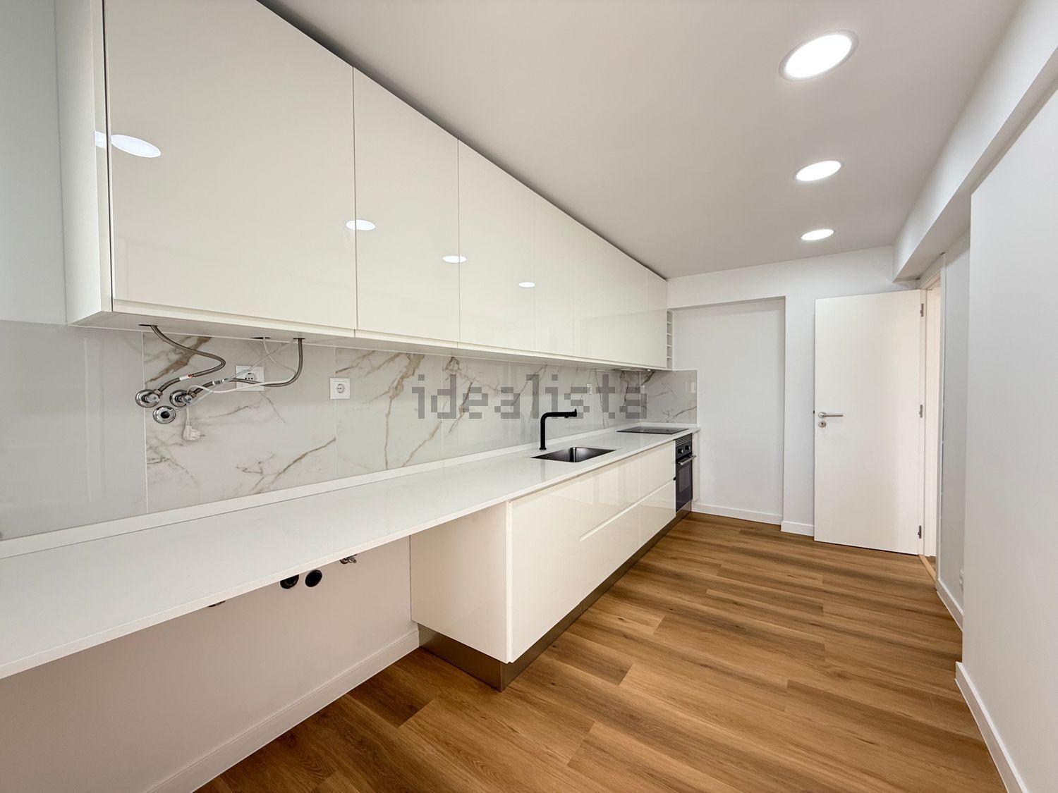 公寓 t4出售在Rua Pedro Álvares Cabral, 2 - 厨房