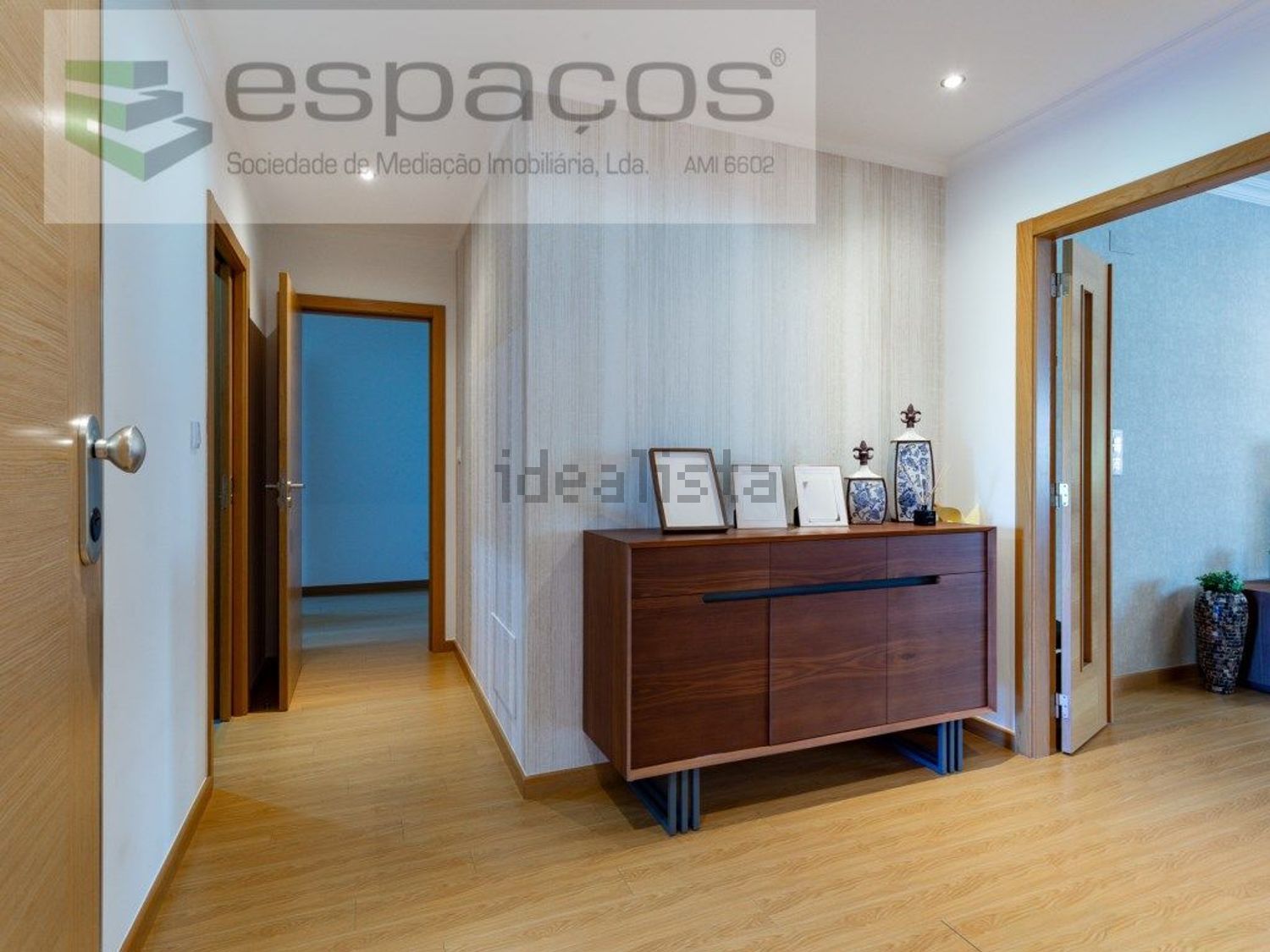 公寓 t4出售在Santa Iria de Azoia - São João da Talha - Bobadela - 前厅