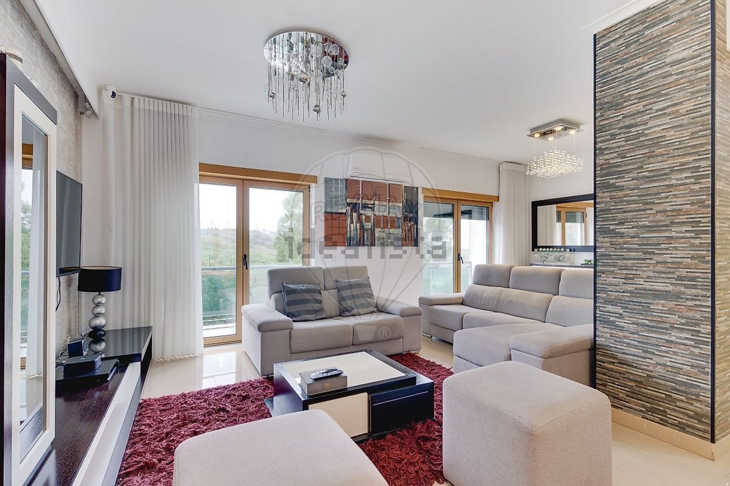 小楼房或独栋别墅出售在Rua Forças Armadas - 客厅