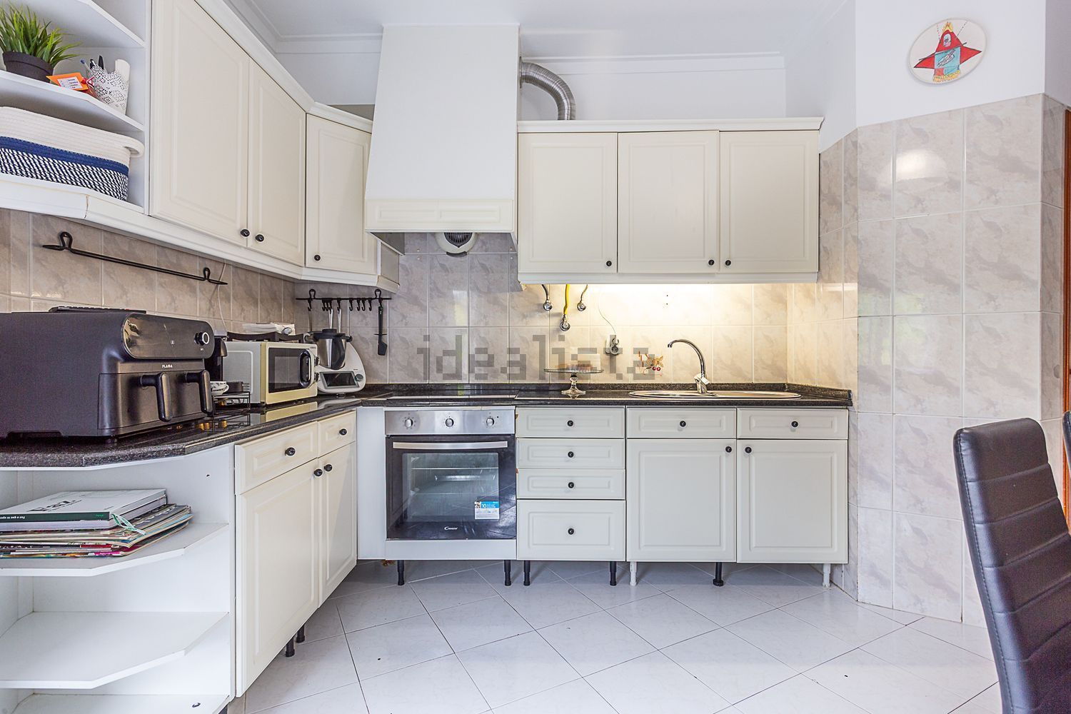 出租公寓 t2在Praça Arquimedes Silva Santos - 厨房