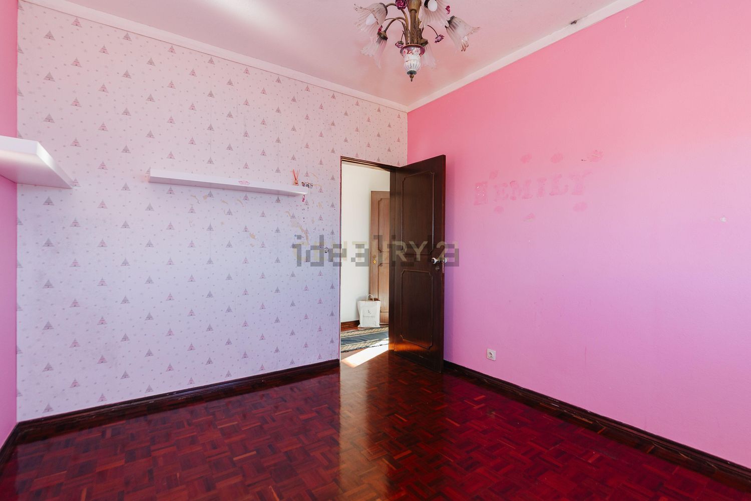 小楼房或独栋别墅出售在Santo Isidoro - 卧室