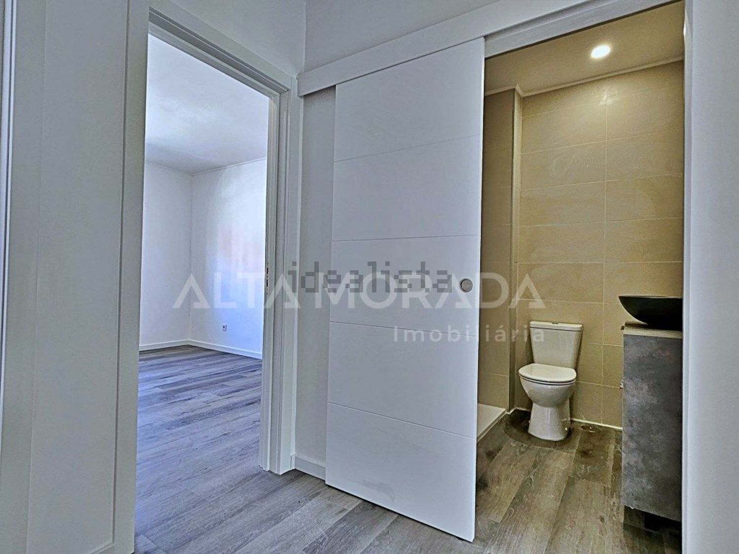 公寓 t2出售在Rua de Diu, 28 - 卫生间