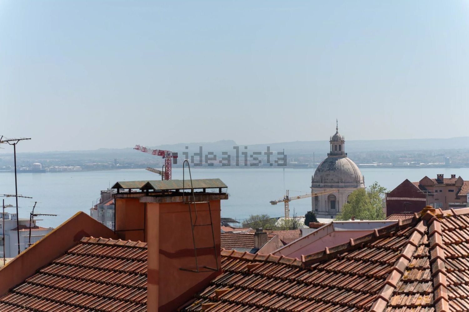 公寓 t1出售在Rua da Senhora do Monte - 视线