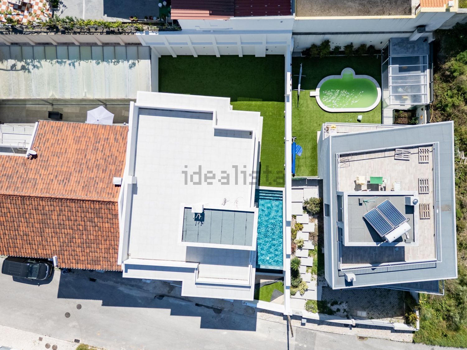 双拼别墅出售在Avenida Raul Brandão - 照片