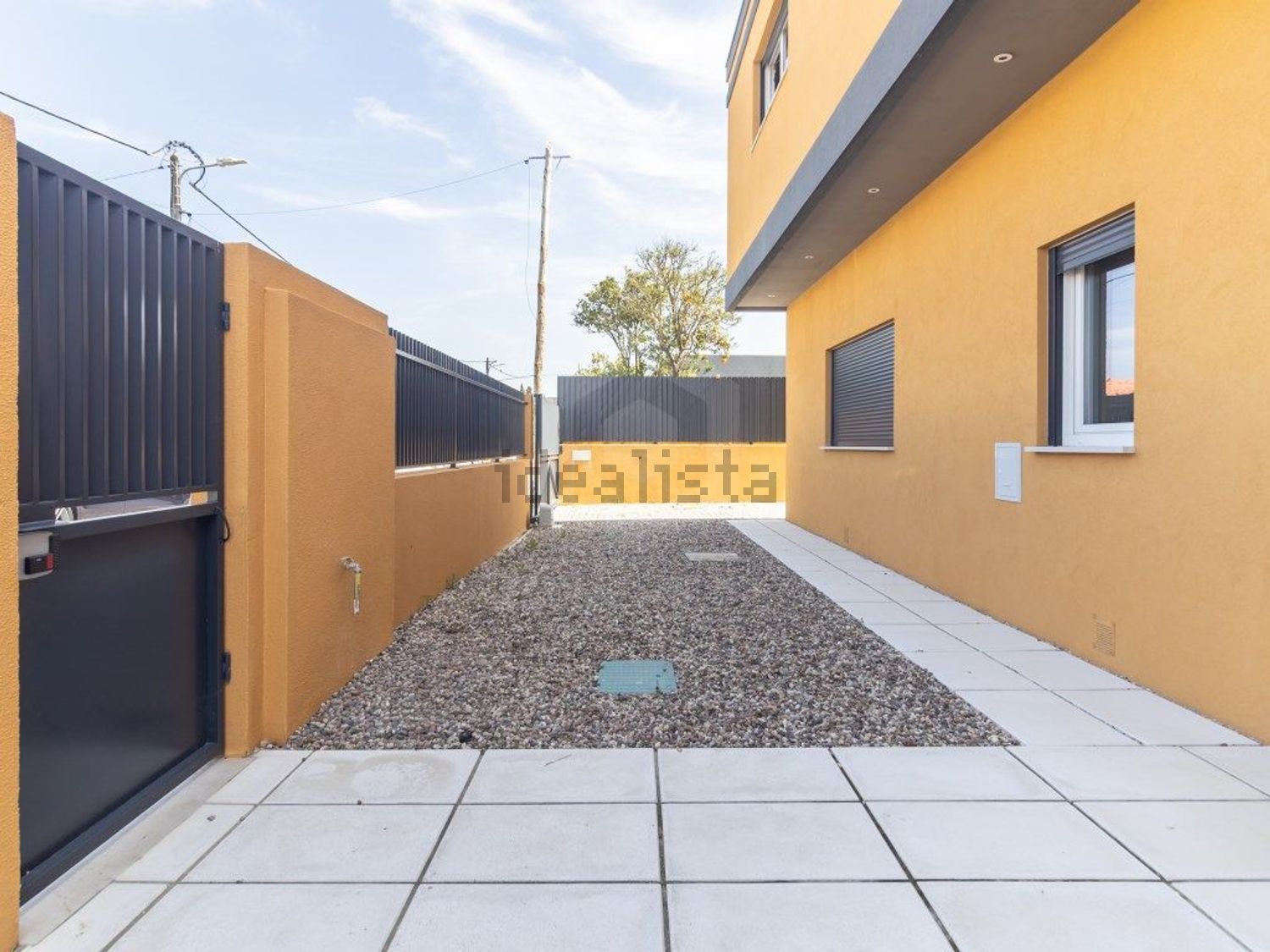 小楼房或独栋别墅出售在Rua das Galeotas, 14 - 外立面