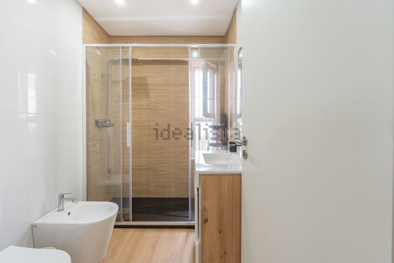 公寓 t3出售在Praceta Ramalho Ortigão - 卫生间