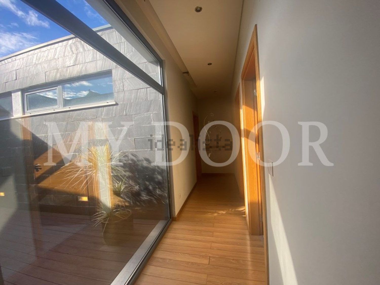 小楼房或独栋别墅出售在Santo Antão e São Julião do Tojal - 阳台