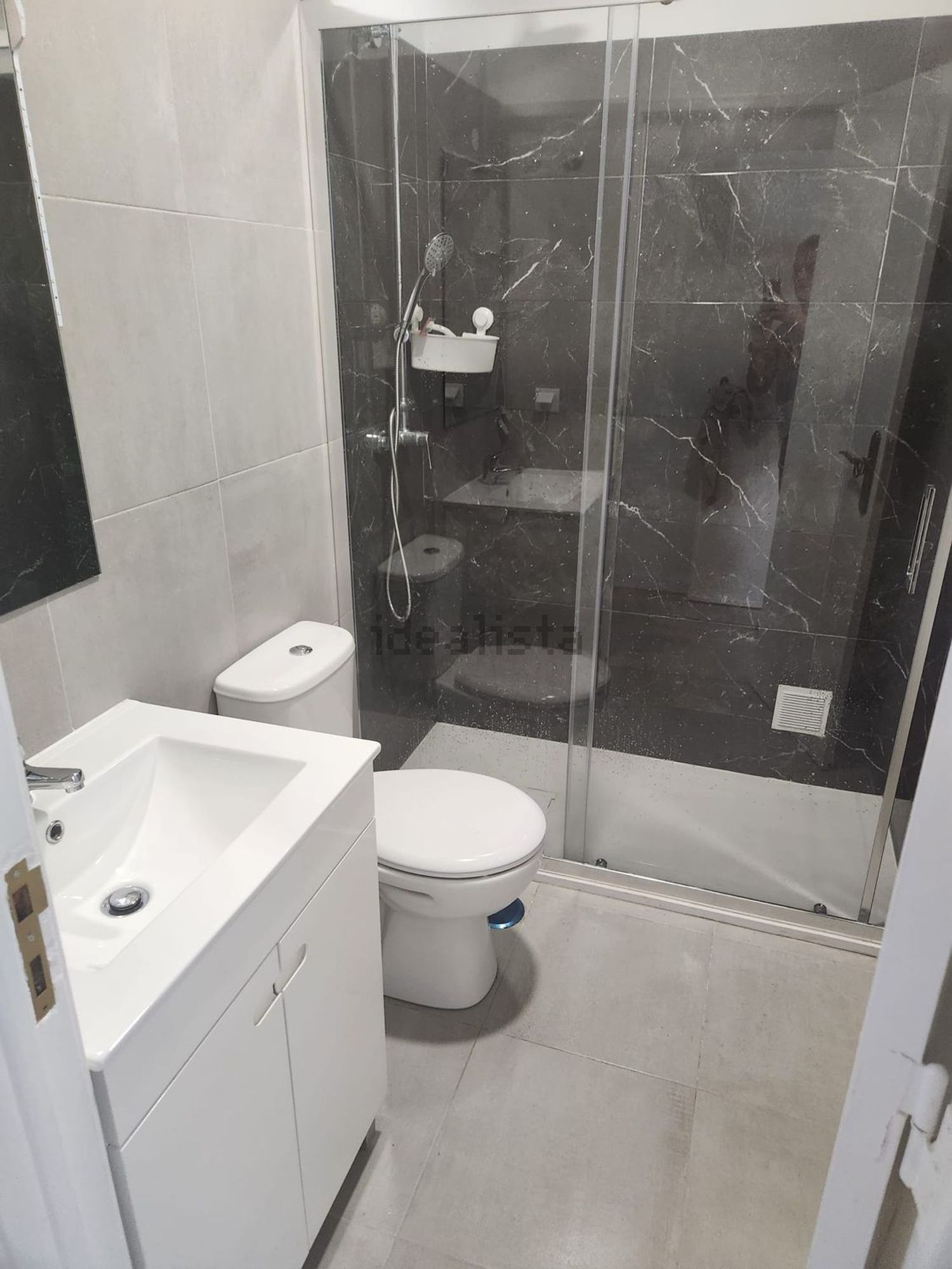 出租公寓 t2在Praceta Almeida Garrett, 3 - 卫生间