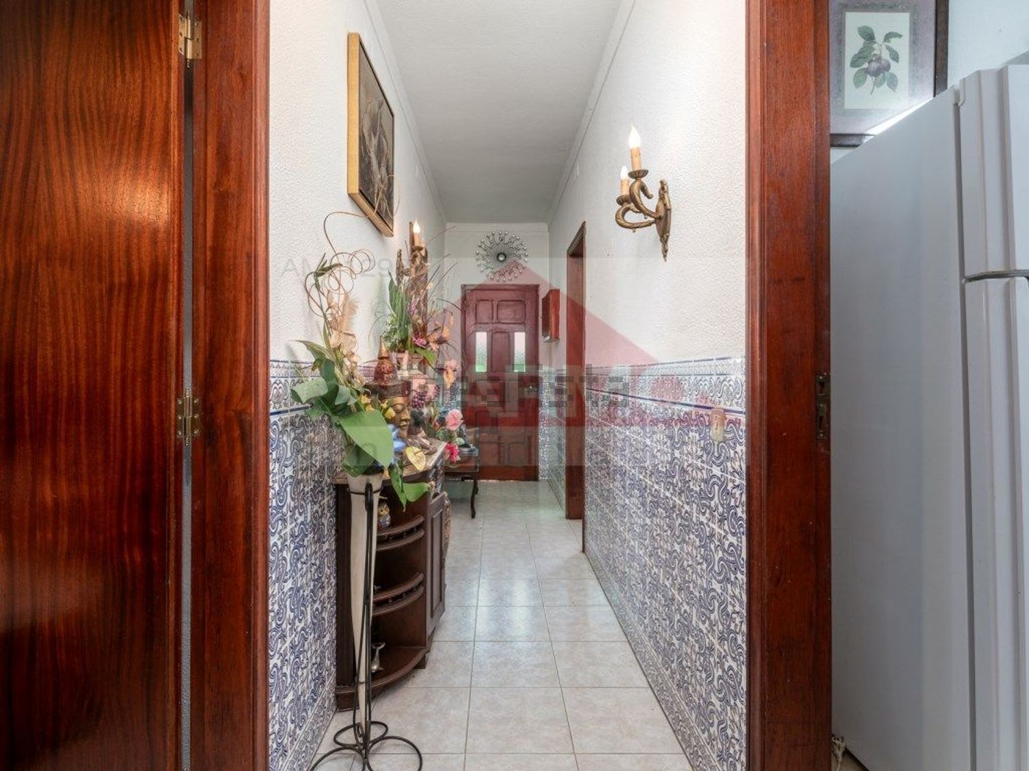 小楼房或独栋别墅出售在Atalaia e Alto Estanqueiro - Jardia - 过道