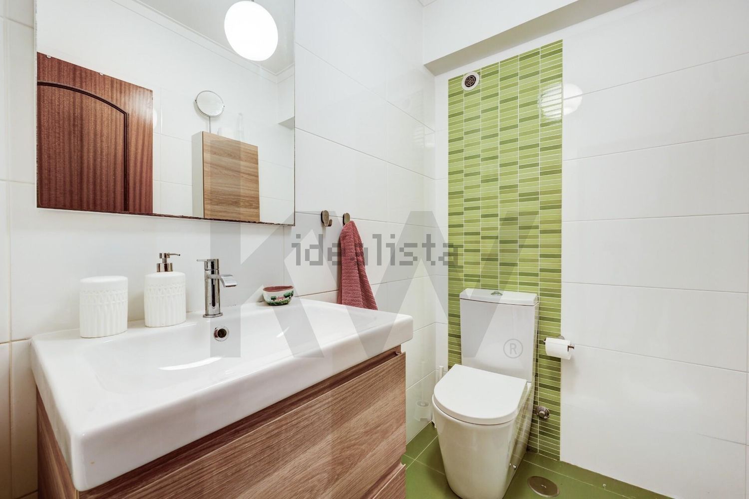 复式公寓出售在Rua Salgueiro Maia s/n - 卫生间