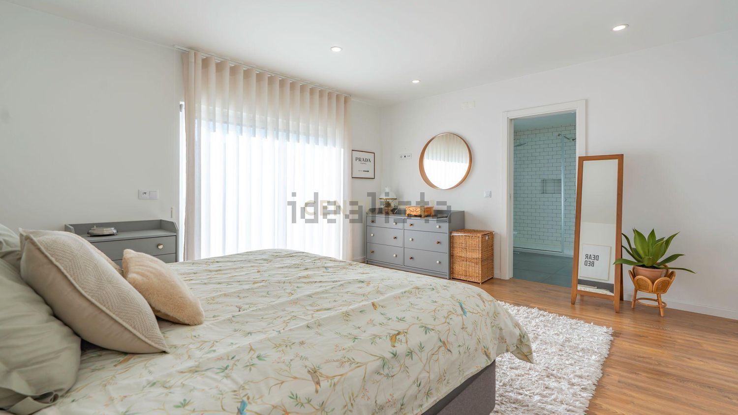 小楼房或独栋别墅出售在Avenida Engenheiro Arantes e Oliveira, 4 - 卧室