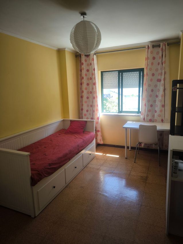 出租房间在Rua Acúrsio Pereira, 14