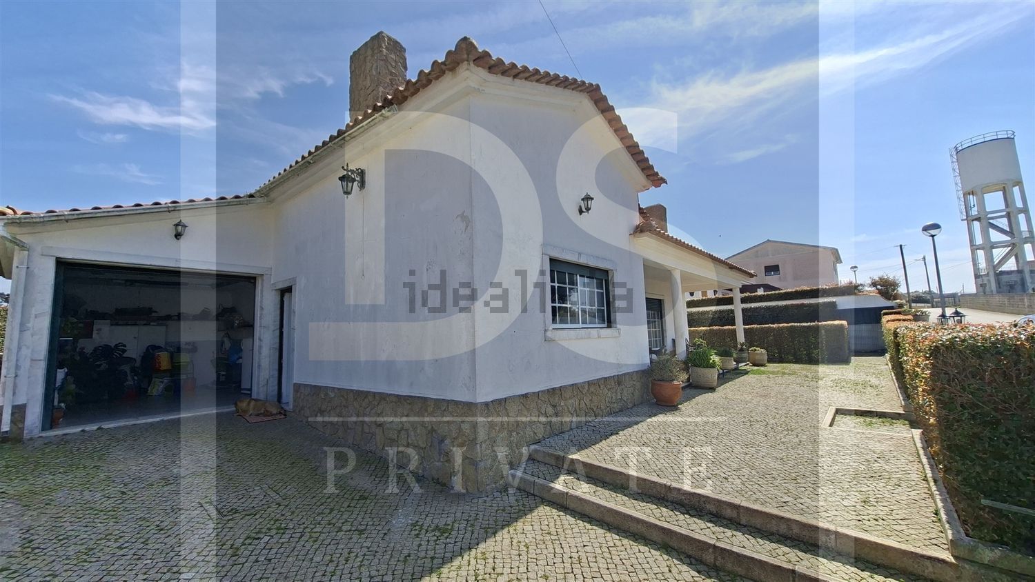 小楼房或独栋别墅出售在Santo Isidoro - 视线