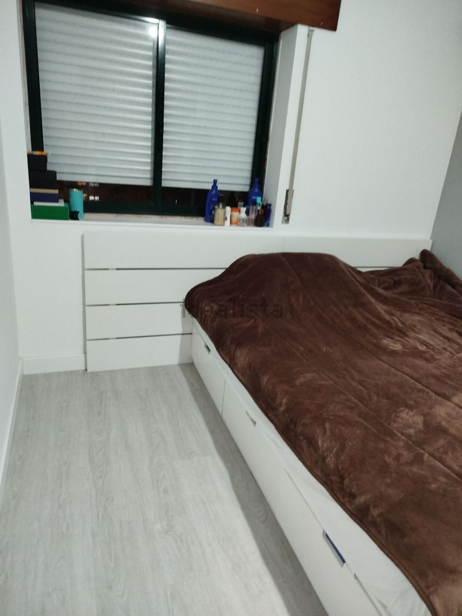 出租房间50 metros de paragem de autocarros, 1 - 卧室