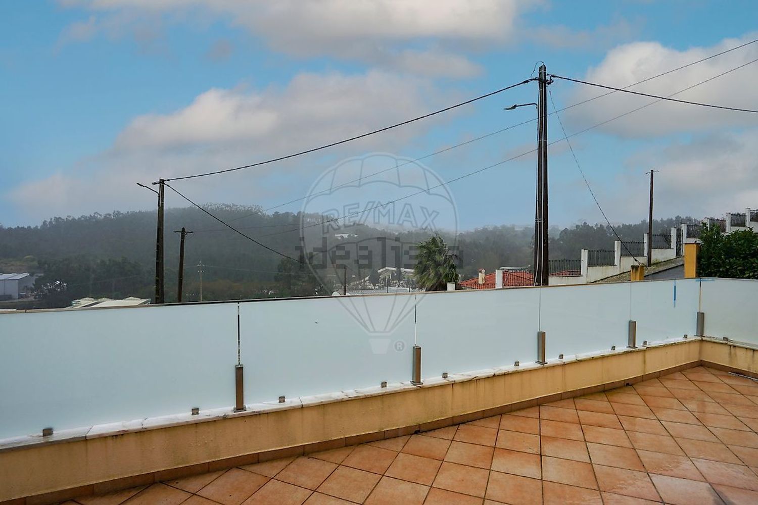 小楼房或独栋别墅出售在Rua Alberto Nobre Gusmão Martins Caro - 阳台