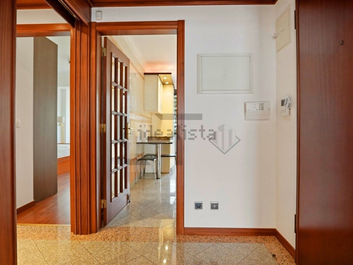 出租公寓 t2在Rua Comandante Cousteau - 过道