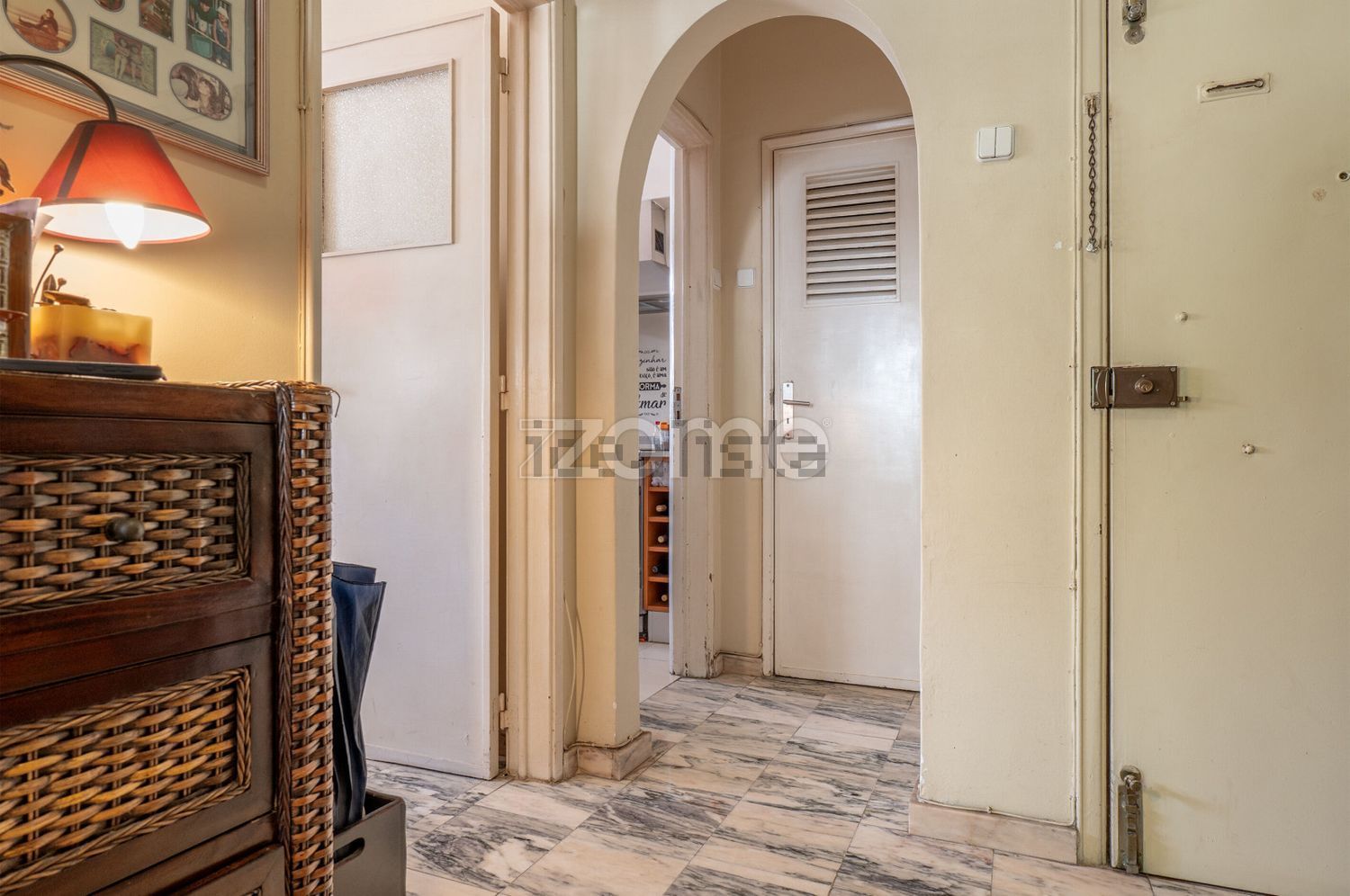 公寓 t4出售在Reboleira - 前厅