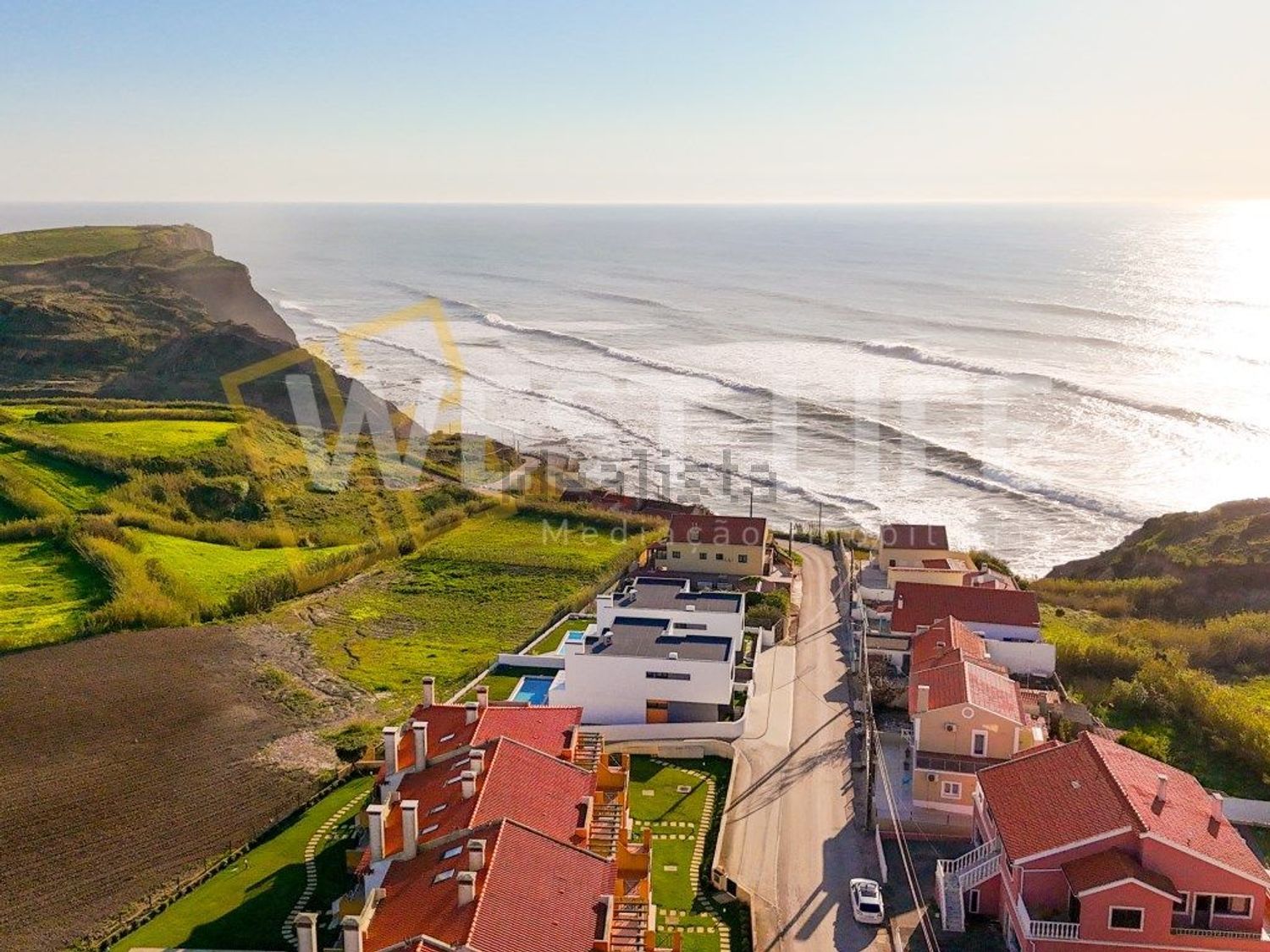 小楼房或独栋别墅出售在São Pedro da Cadeira - 视线