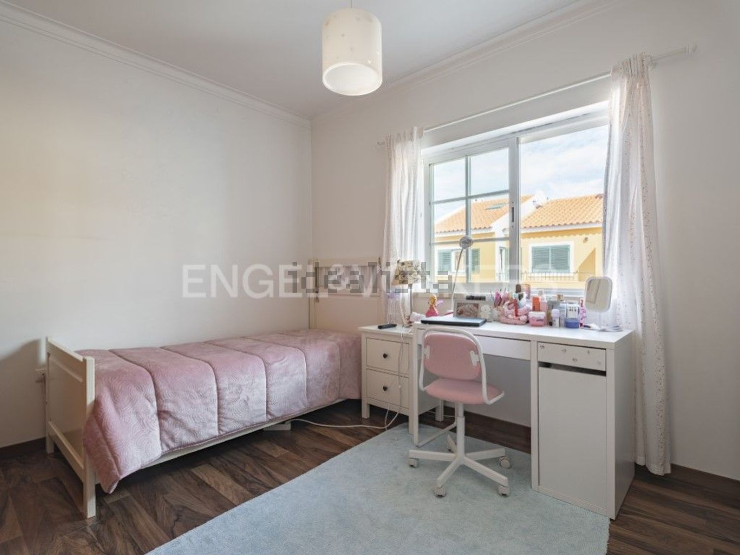 小楼房或独栋别墅出售在Moita - 卧室