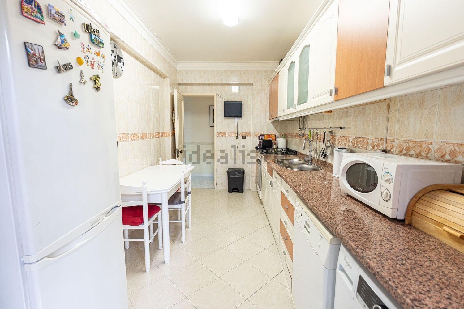 公寓 t2出售在Rua Arnaldo Fernandes de Almeida, 3 - 厨房