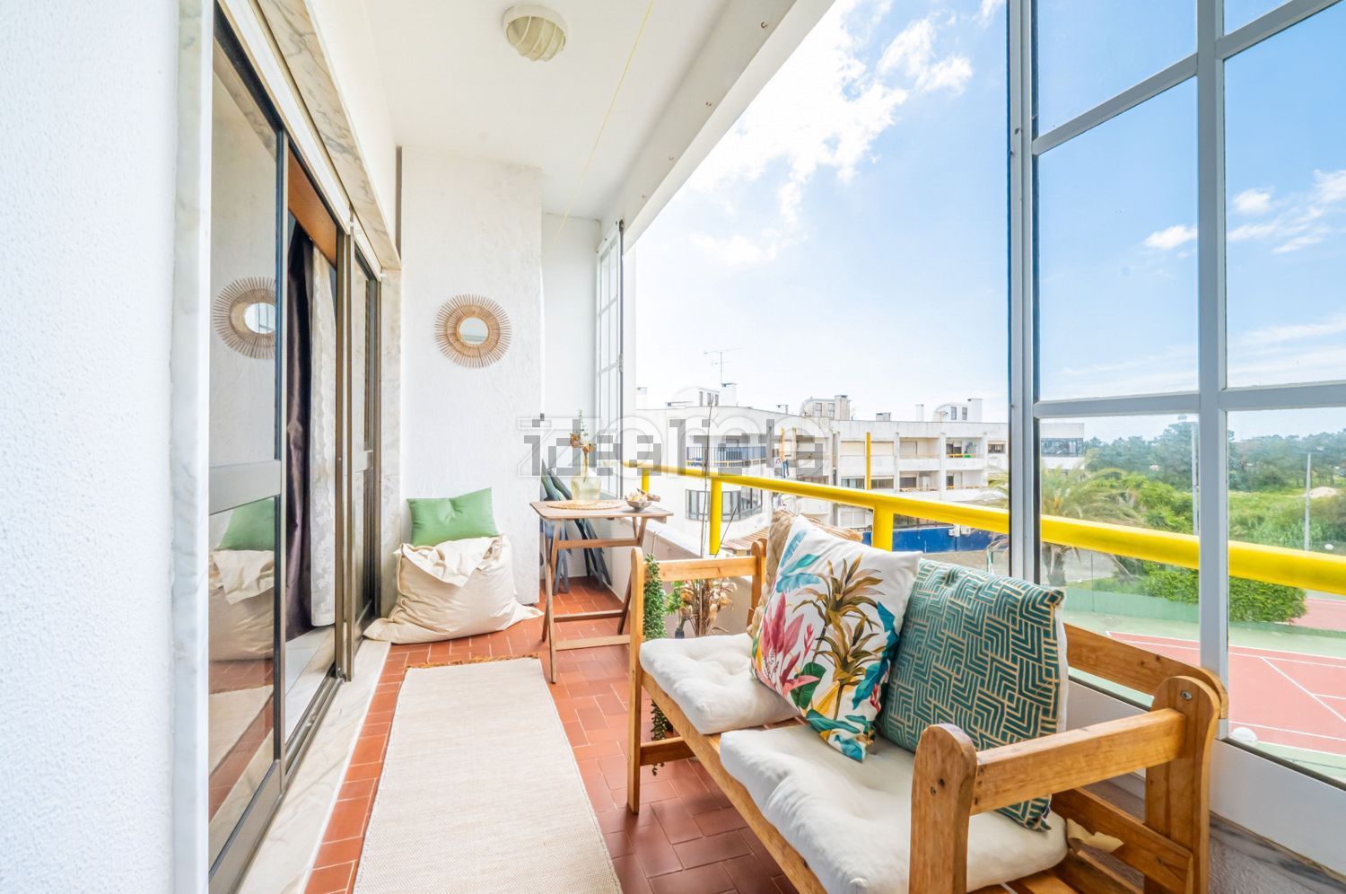 公寓 t2出售在Estrada do Poço Novo, 4 - 门廊