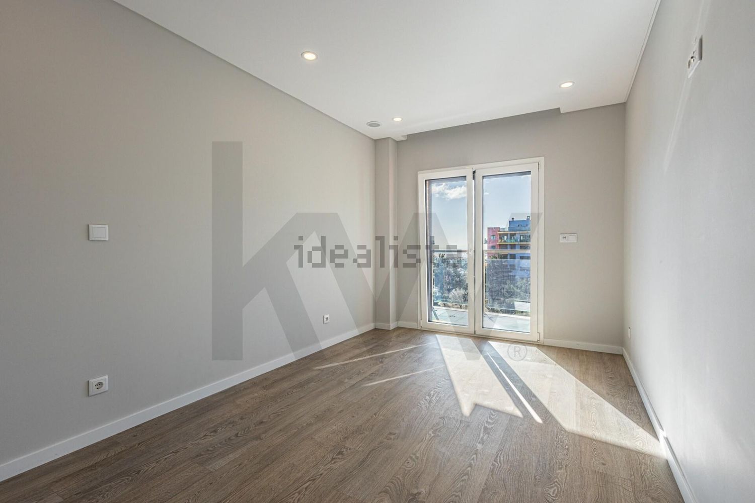 出租公寓 t2在Avenida Amália Rodrigues, 11 - 居住