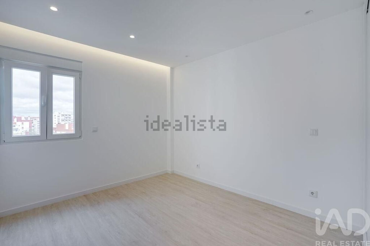 公寓 t3出售在Olivais - 居住