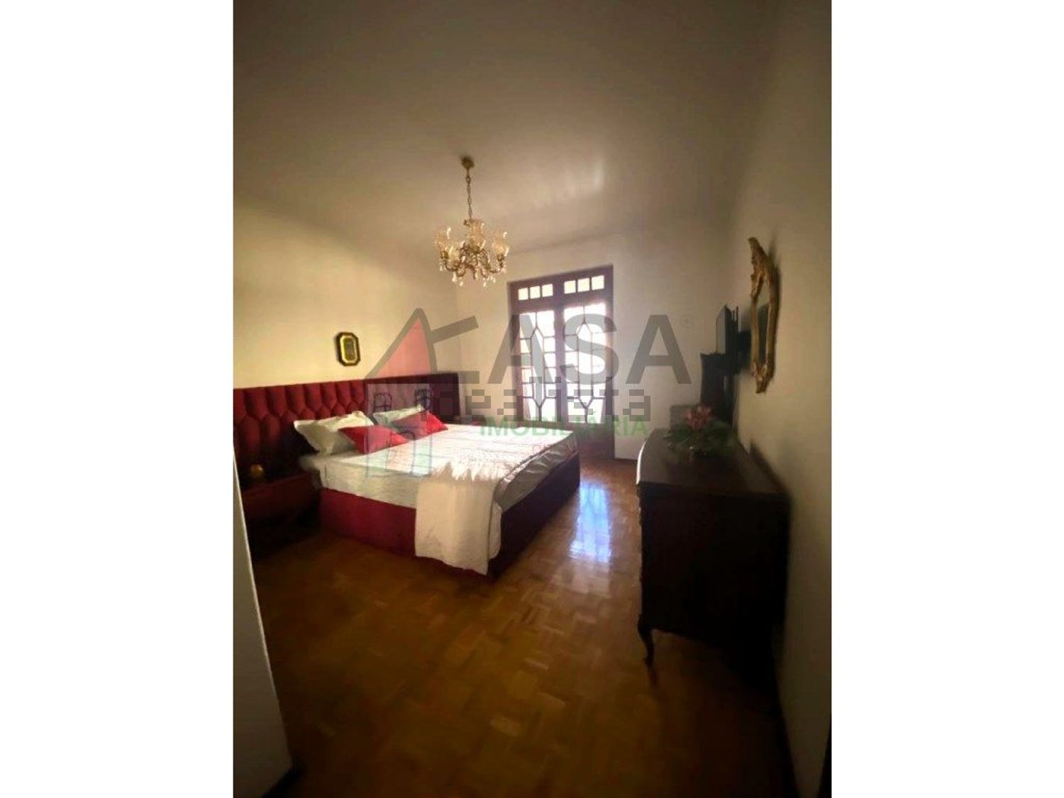 小楼房或独栋别墅出售在Rua Santo Estevão, 194 - 卧室