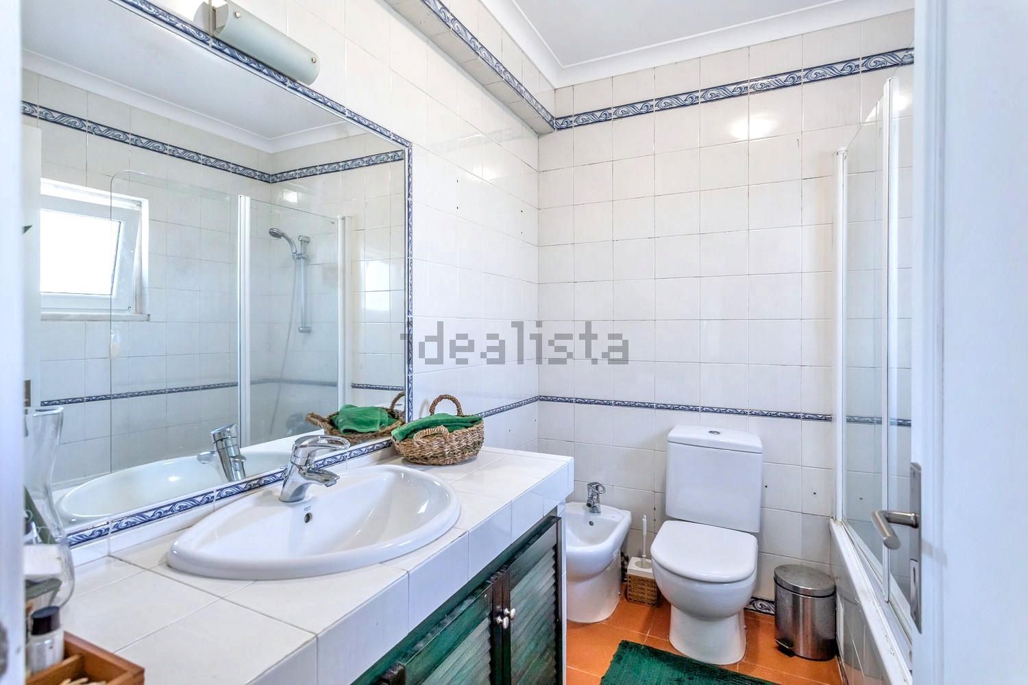 小楼房或独栋别墅出售在Rua dos Pintassilgos, 3 - 卫生间