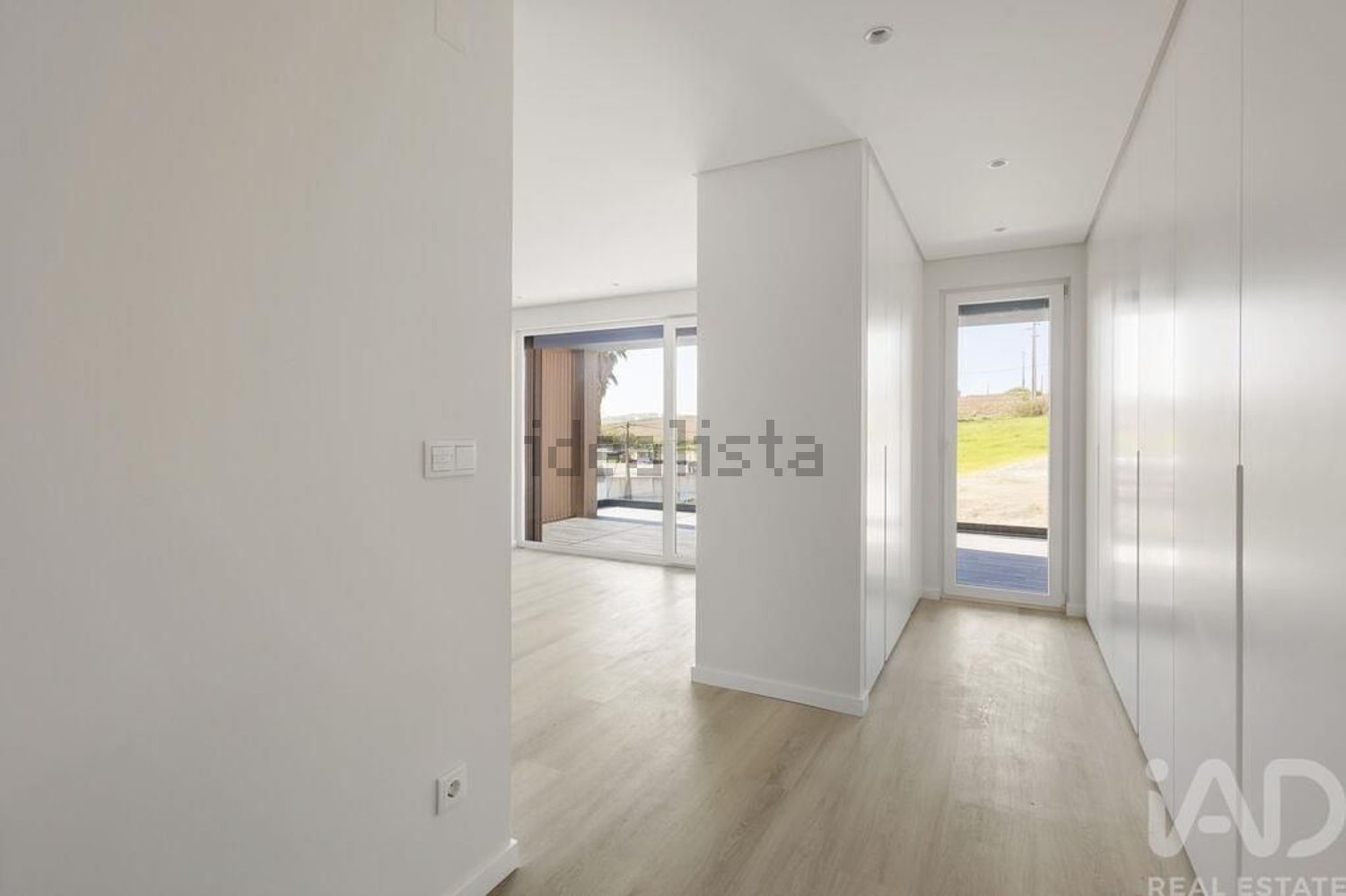 小楼房或独栋别墅出售在São Pedro da Cadeira - 卧室