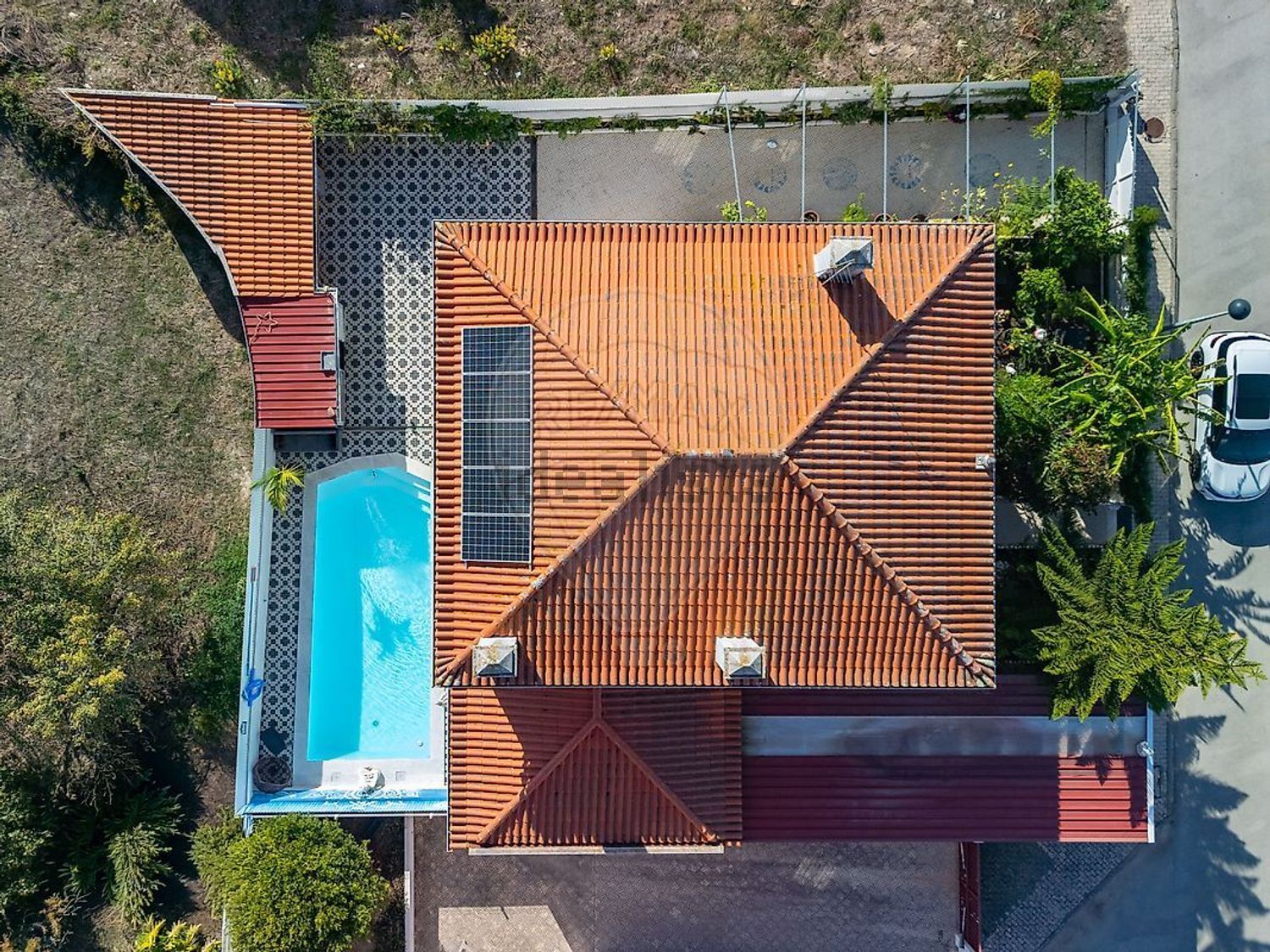 小楼房或独栋别墅出售在Rua do Campo da Bola - 外立面