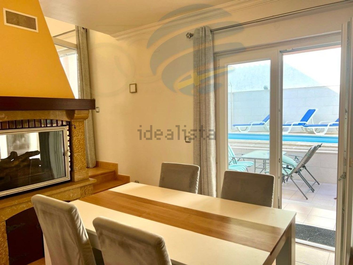 出租小楼房或独栋别墅在Talaíde - 客厅