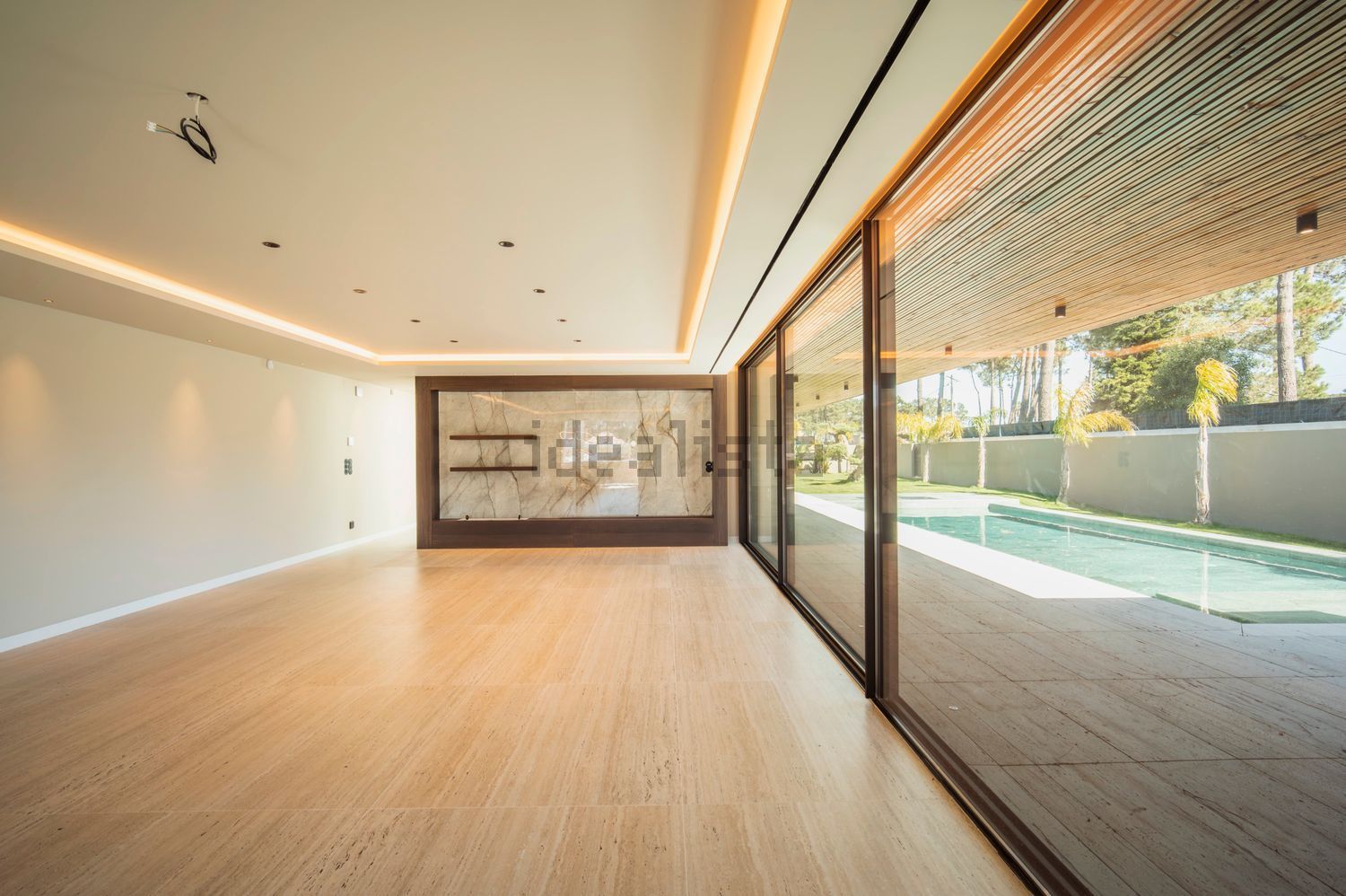 小楼房或独栋别墅出售在Avenida do Mar - 客厅