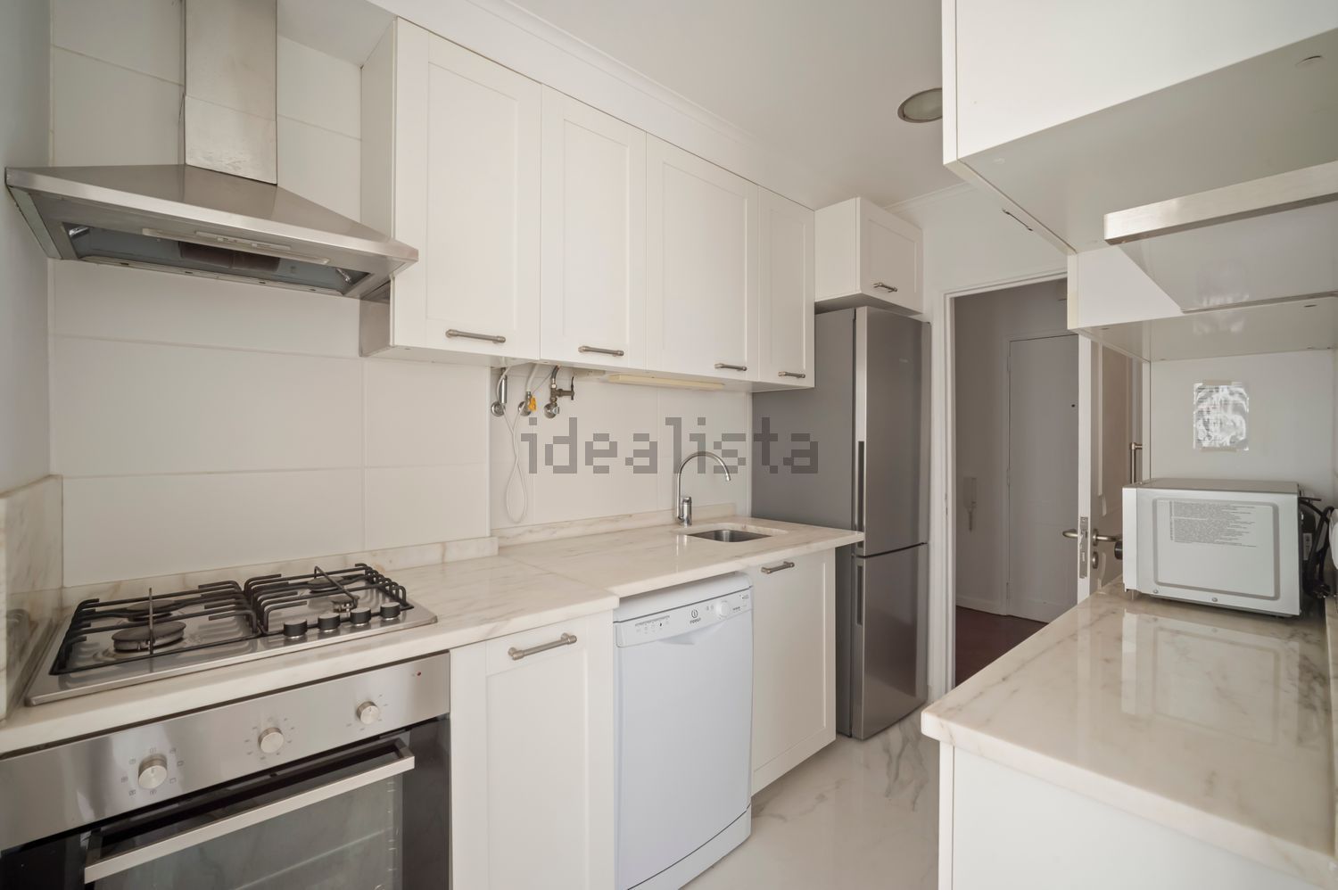 出租公寓 t1在Avenida Biarritz, 299 - 厨房