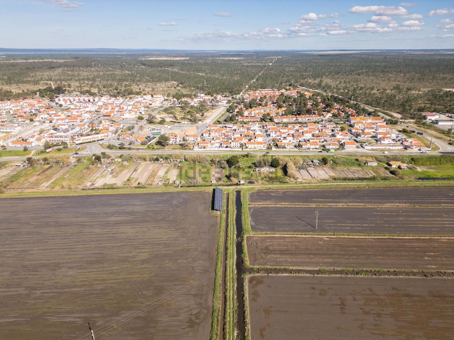小楼房或独栋别墅出售在Rua da Mondina - 视线