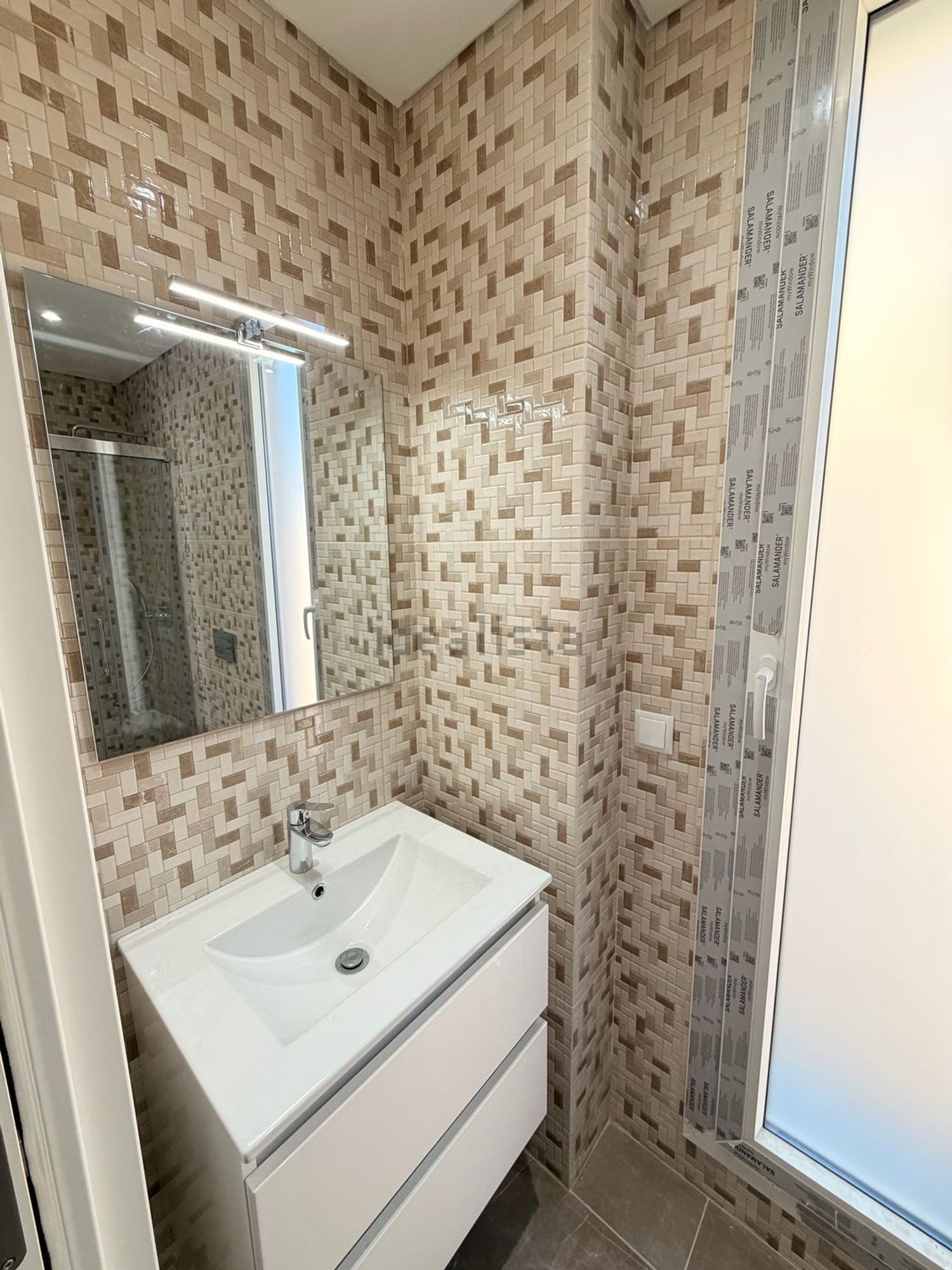 小楼房或独栋别墅出售在Rua Carlos Paião, 11 - 卫生间