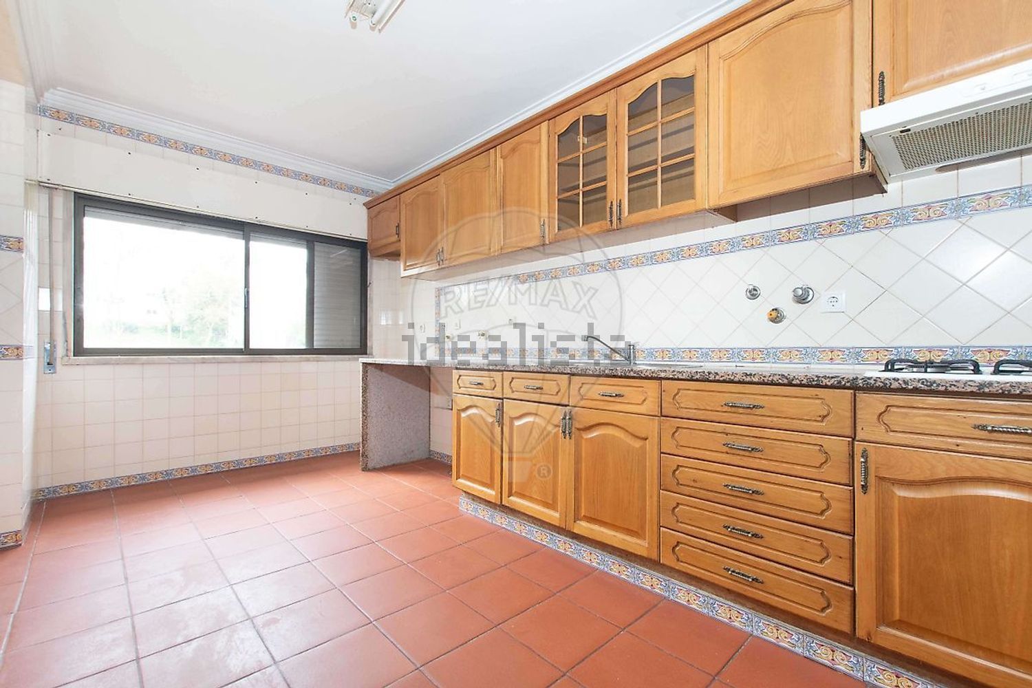 公寓 t4出售在Estrada Águas Livres - 厨房