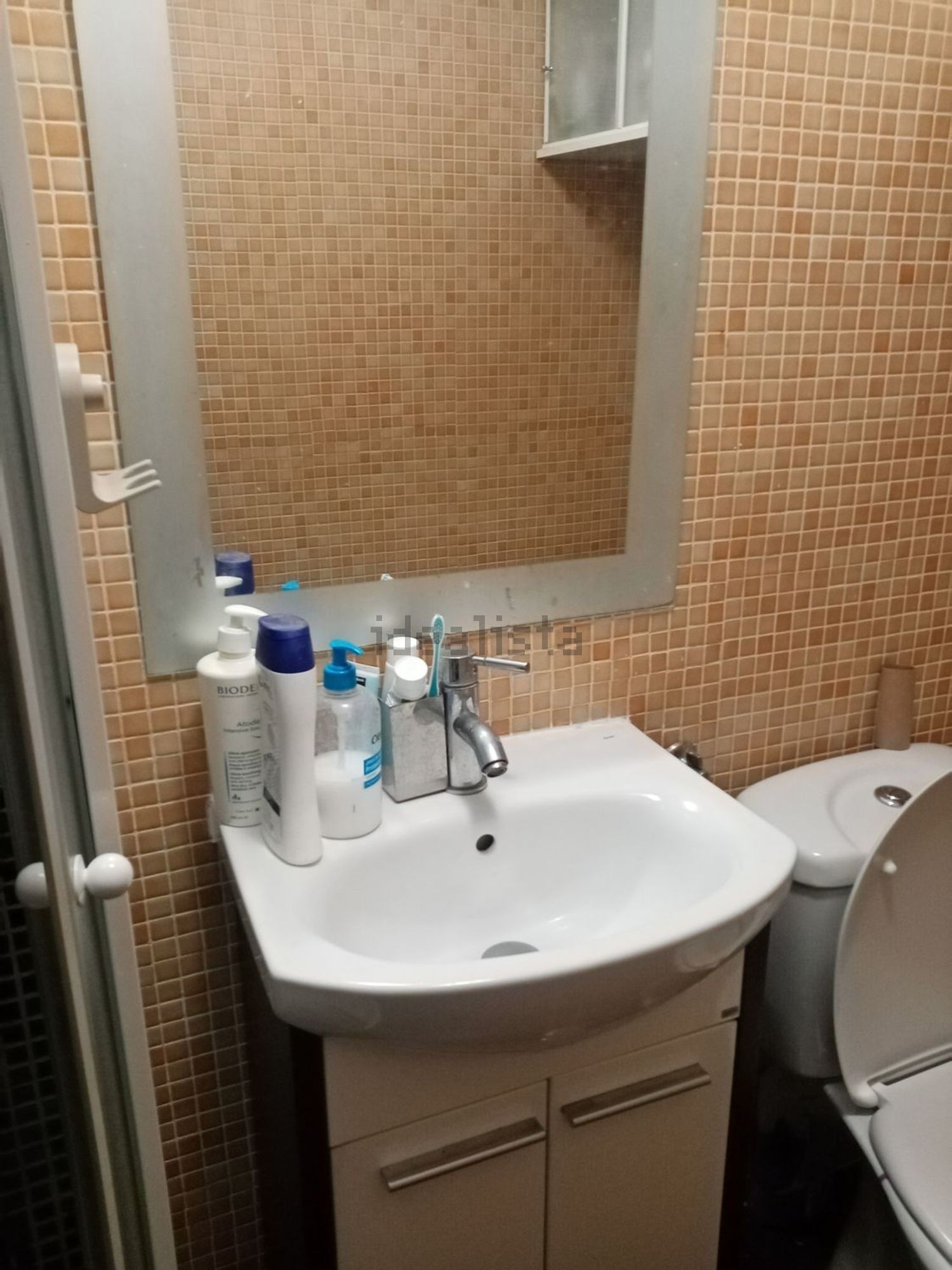 出租房间在Rua Alexandre Herculano, 19 - 卫生间