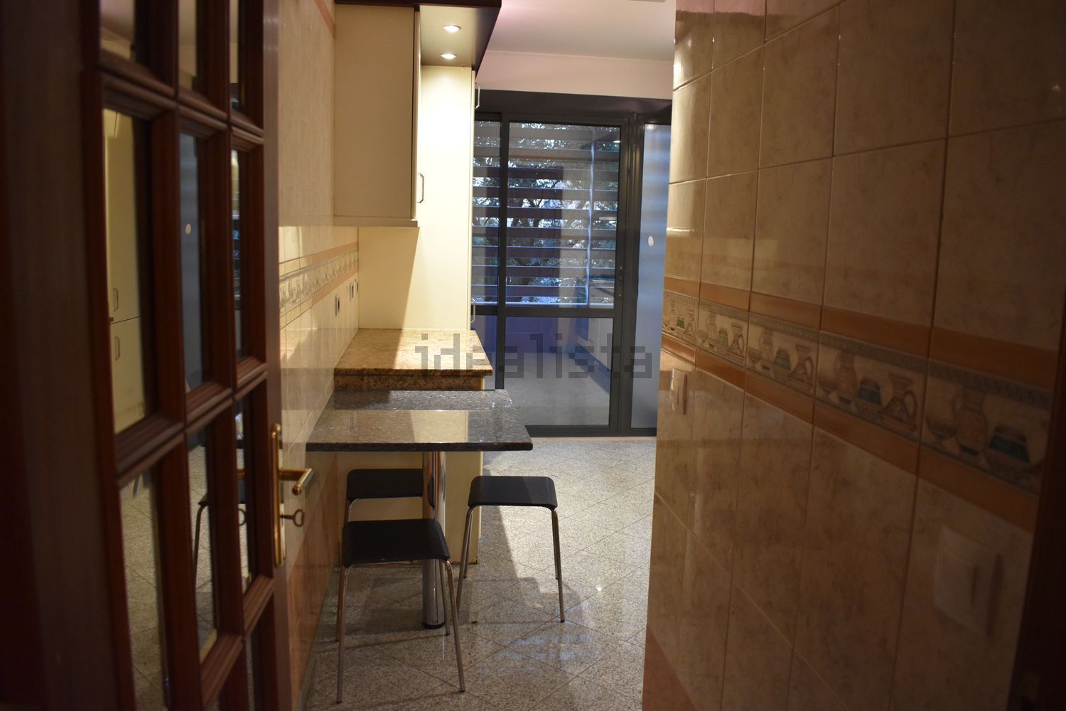 出租公寓 t2在Rua Comandante Cousteau, 8 - 厨房