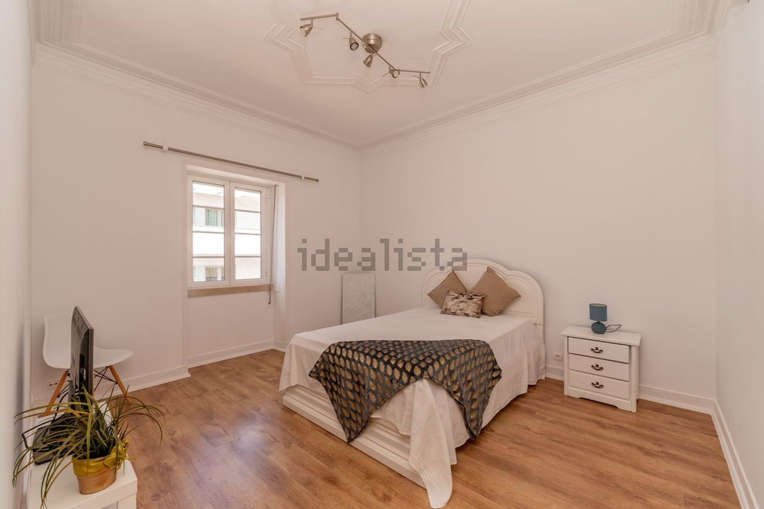 公寓 t4出售在Rua António Batalha Reis - 卧室