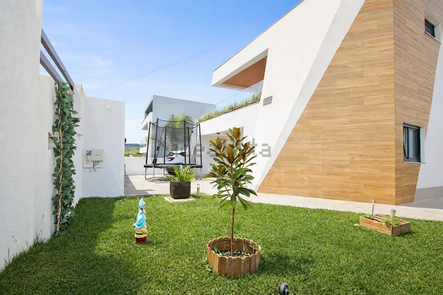 小楼房或别墅出售在Santo Antão e São Julião do Tojal - 外立面