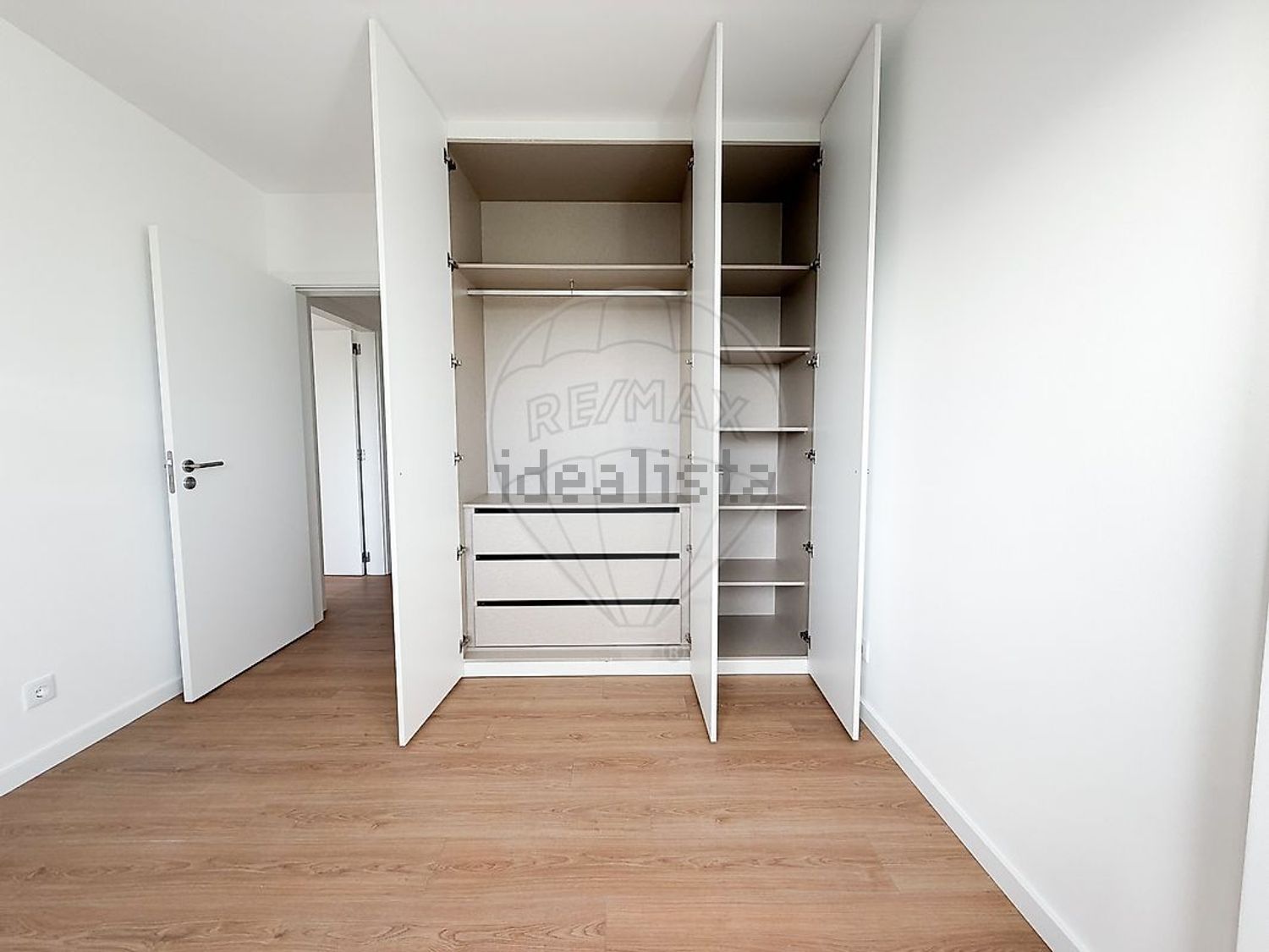 出租公寓 t3在Rua Jose Anastácio da Cunha - 试衣间