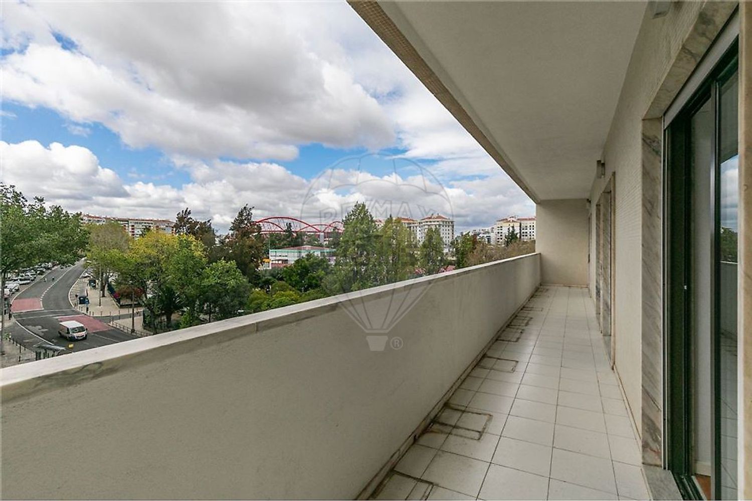 出租公寓 t4在Rua Major Neutel de Abreu - 阳台