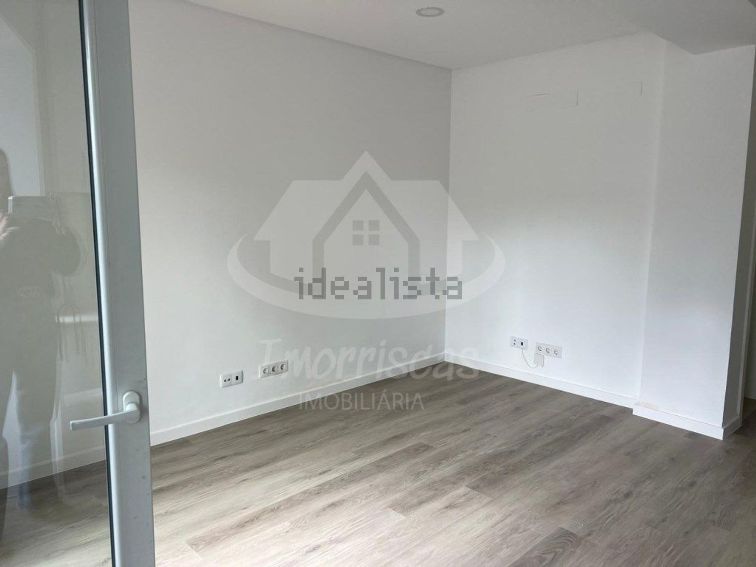 公寓 t2出售在Rua Cidade da Horta, 5 - 客厅