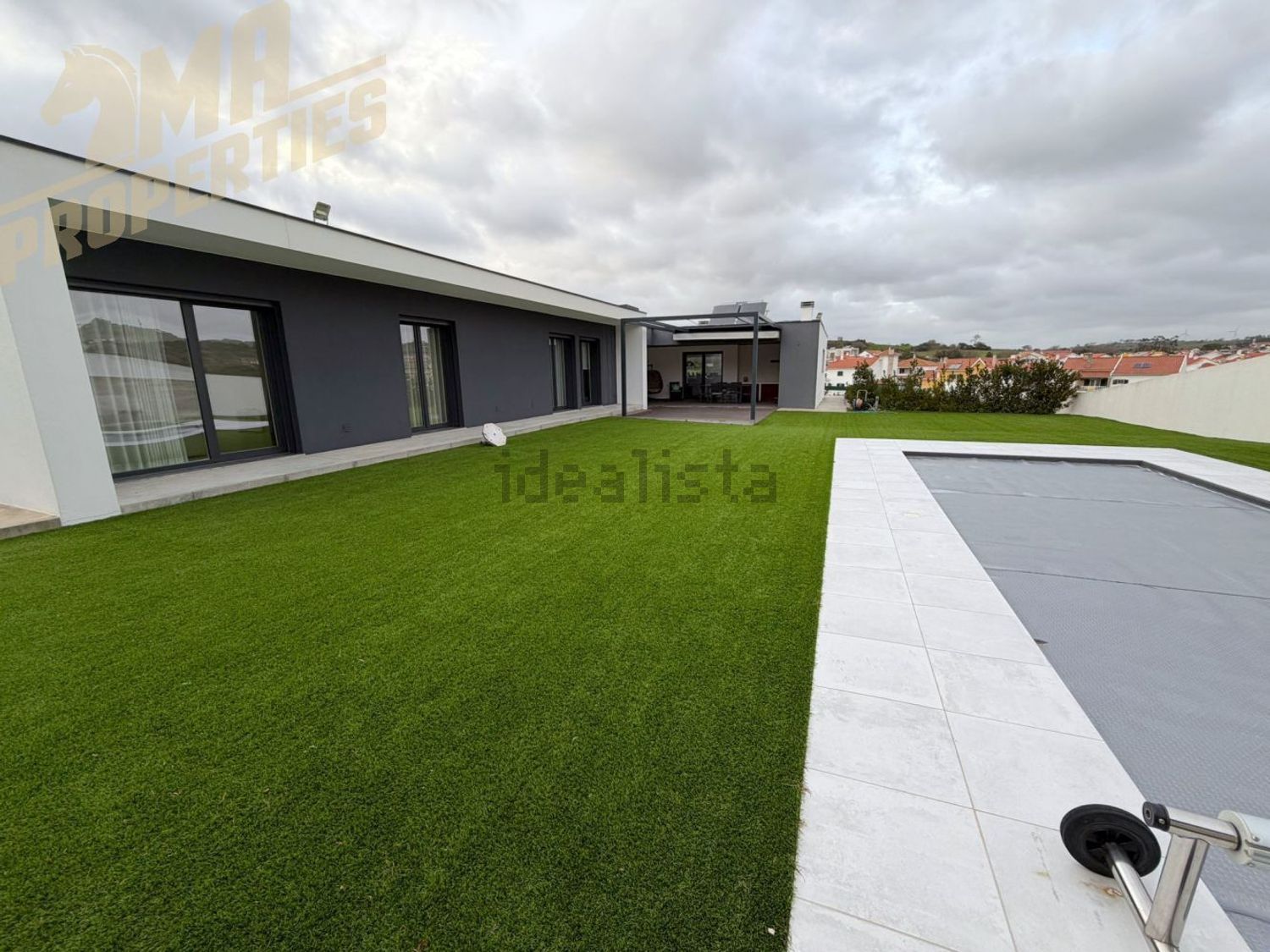 小楼房或独栋别墅出售在Rua da Mandinga, 20 - 外立面