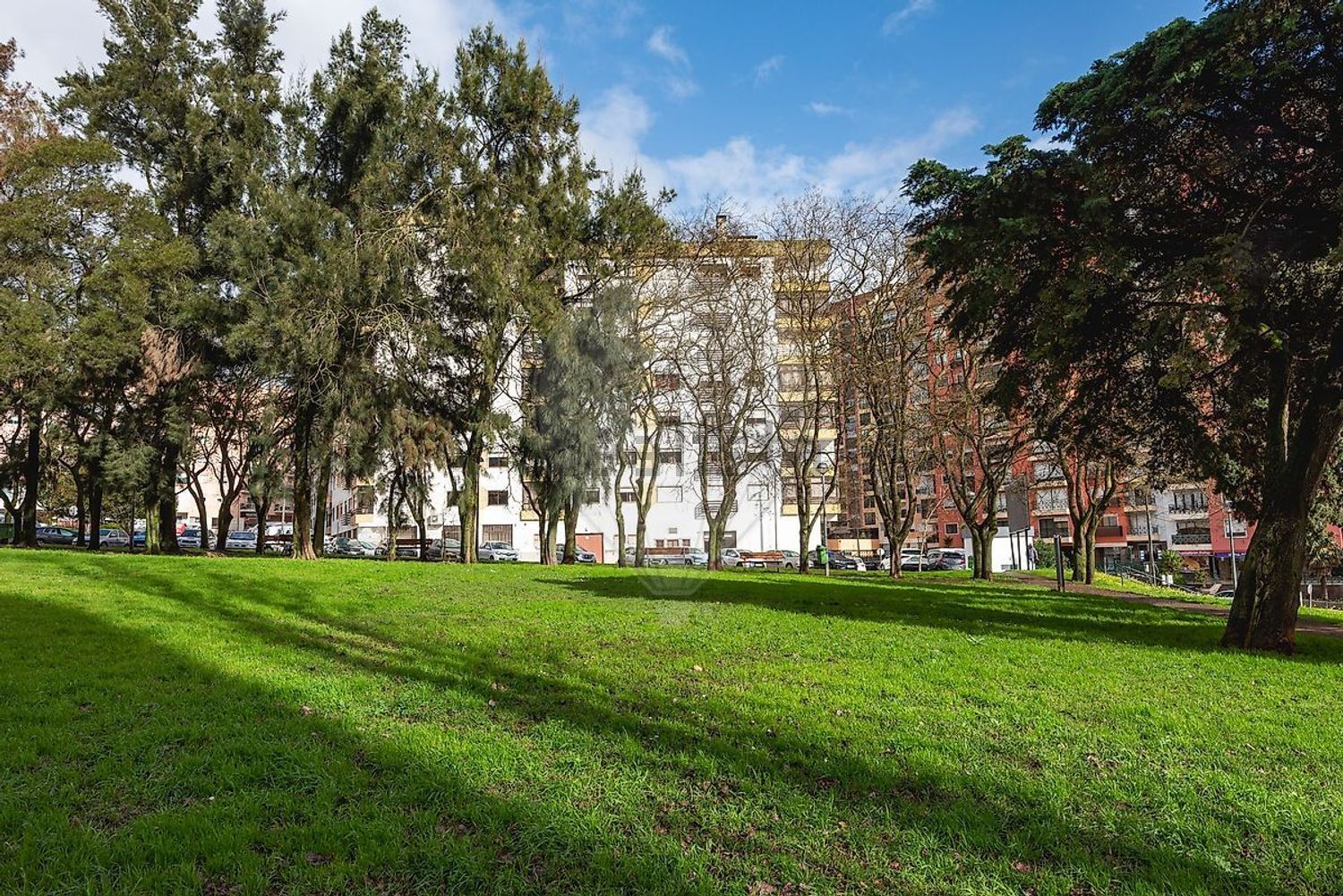 公寓 t3出售在Praceta dos Lírios - 花园