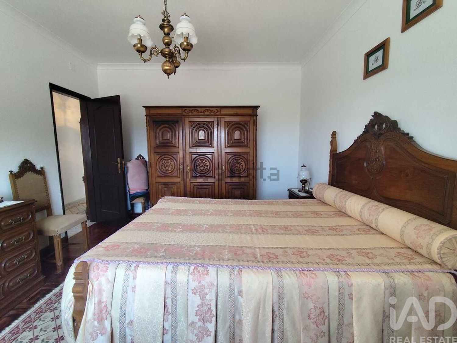 小楼房或独栋别墅出售在Lamas e Cercal - 卧室