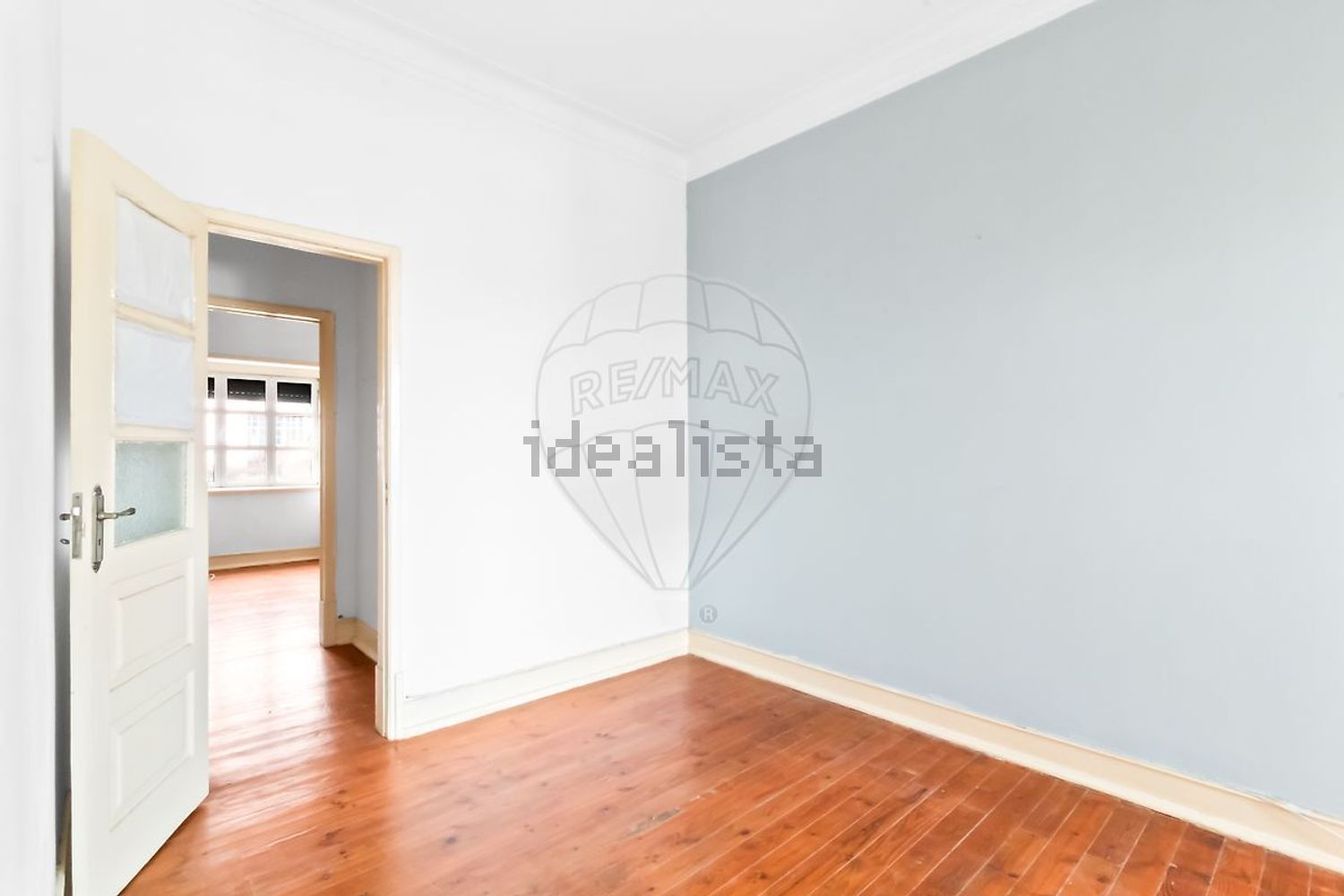 公寓 t1出售在Praça Aires de Ornelas - 居住