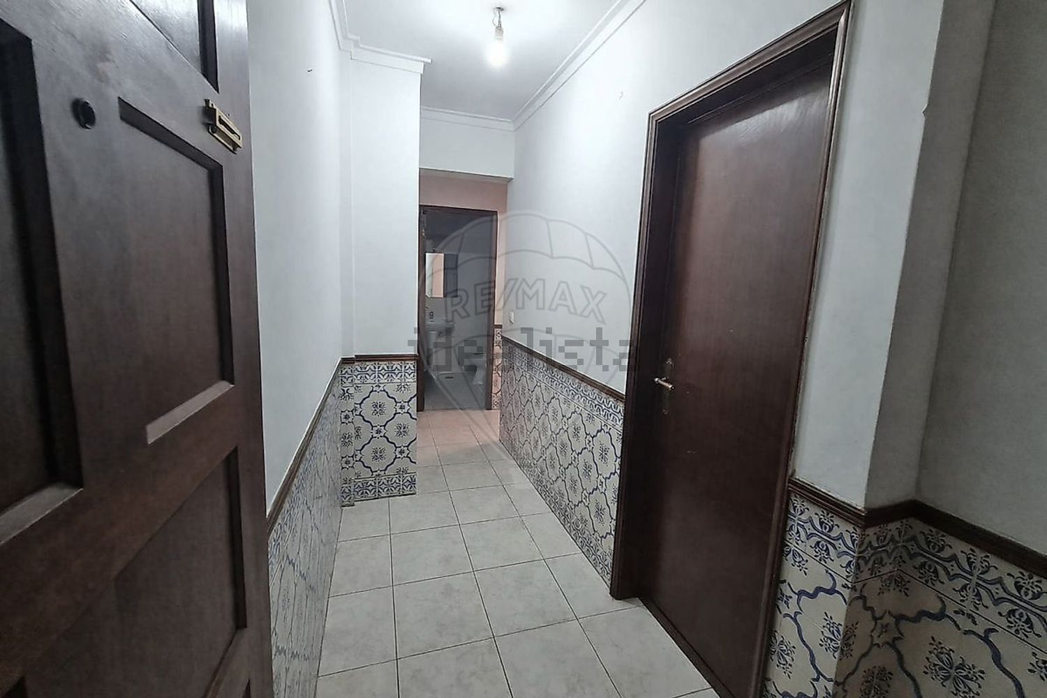 出租公寓 t2在Rua Barbosa du Bocage - 过道