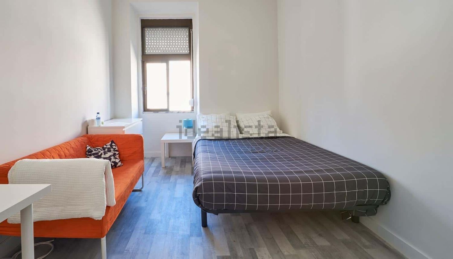 出租房间在Rua Barão de Sabrosa s/n - 卧室